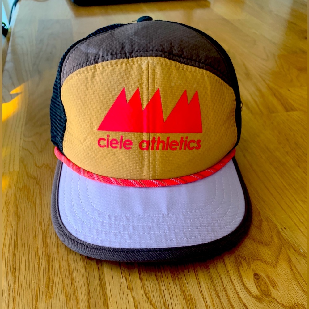 Ciele athletics 58cm trucker hat